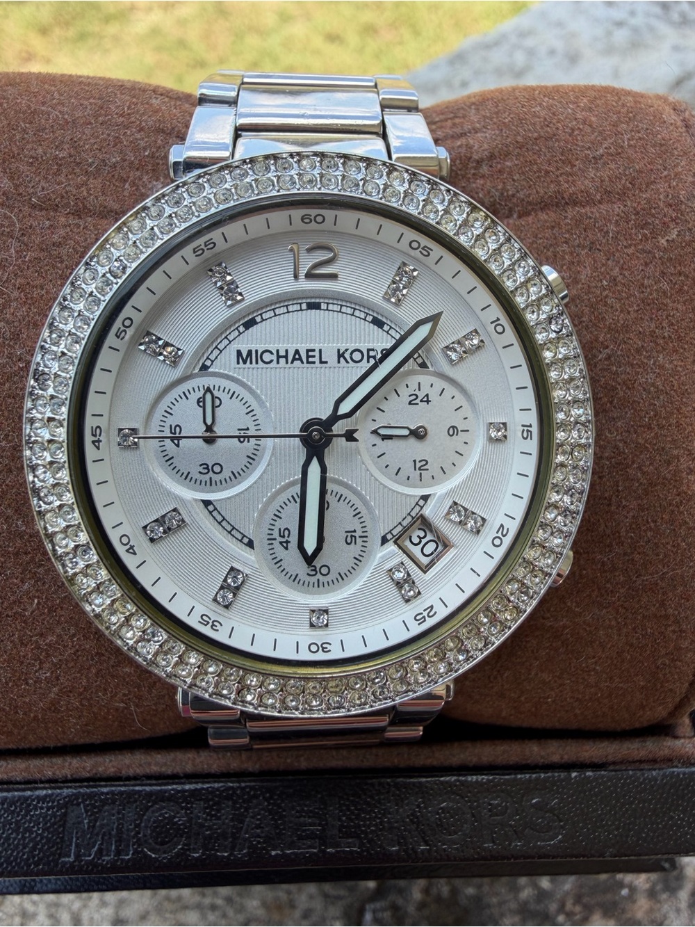 Michael Kors Parker Chronograph Silver-Tone Women's Watch (Model MK5353).